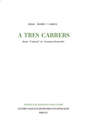 A TRES CARRERS